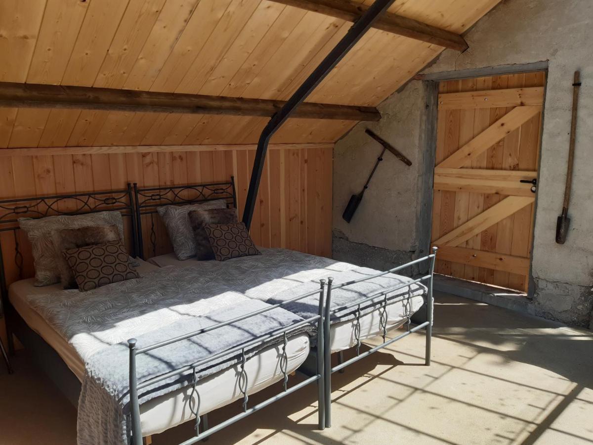 Natuurslaapkamer De Zaadeest Boskamer Lomm Exterior photo