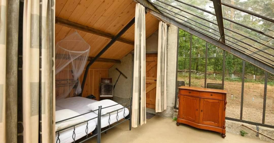 Natuurslaapkamer De Zaadeest Boskamer Lomm Exterior photo
